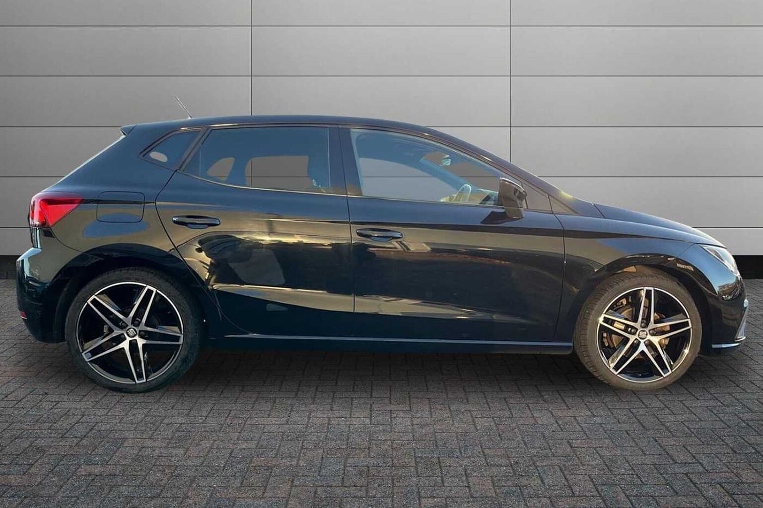 SEAT Ibiza 1.0 TSI FR Sport Hatchback 5dr Petrol Manual Euro 6 (s/s) (110 ps)