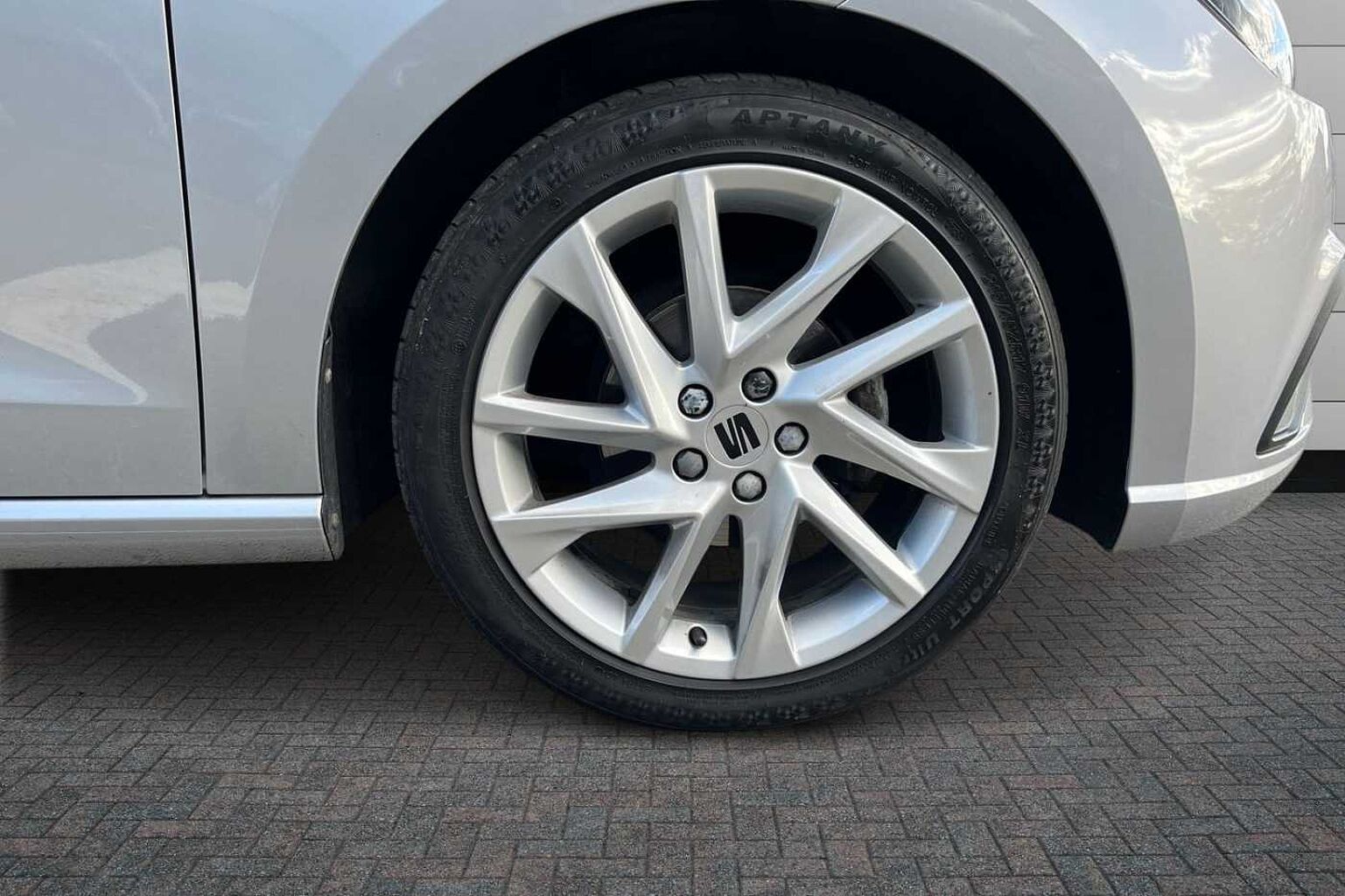 SEAT Ibiza 1.0 TSI FR Hatchback 5dr Petrol Manual Euro 6 (s/s) (95 ps)