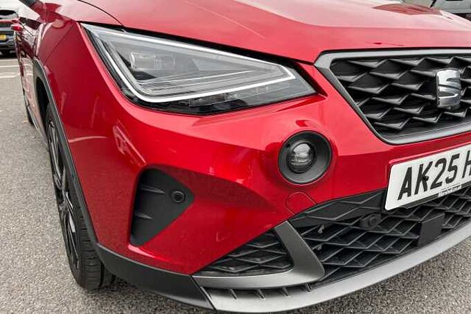 SEAT Arona 1.5 TSI FR Black Edition SUV 5dr Petrol DSG Euro 6 (s/s) (150 ps)